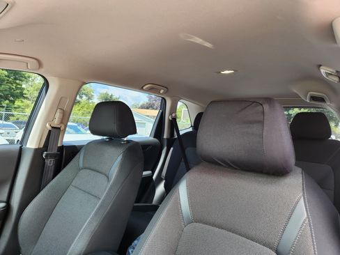 Used 2024 Honda CR-V LX image 11