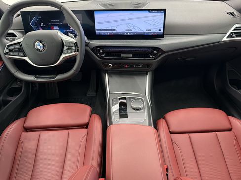 Used 2025 BMW 330i Sedan w/ Convenience Package RWD image 15