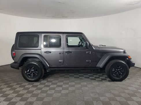 Used 2026 Jeep Wrangler Unlimited Sport AWD/4WD image 3