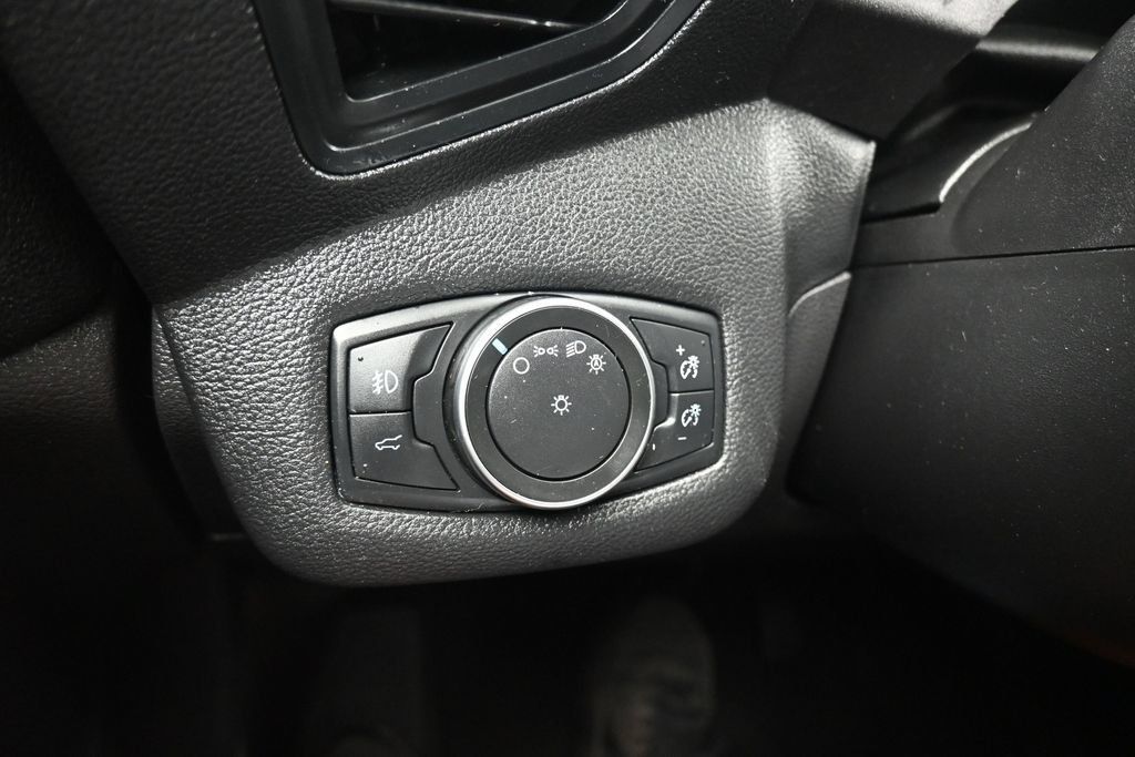 Used 2019 Ford Escape SEL AWD/4WD image 26