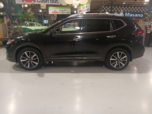 Used 2019 Nissan Rogue SL w/ Premium Package AWD/4WD image 14