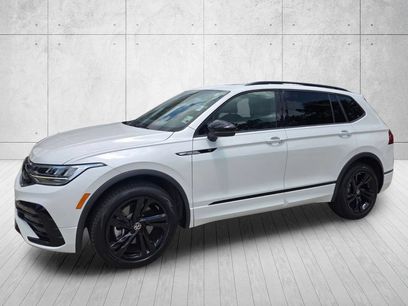 Used 2024 Volkswagen Tiguan SE R-Line