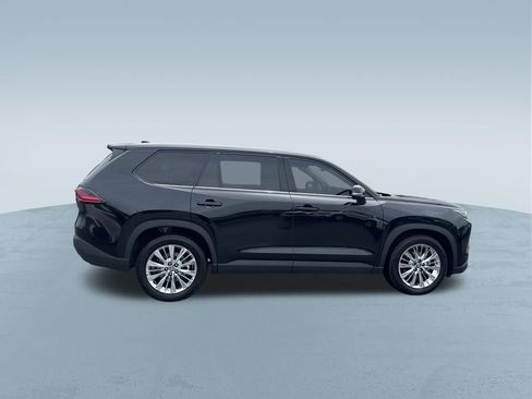 Used 2026 Toyota Grand Highlander AWD image 9
