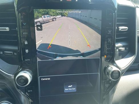 Used 2023 RAM 1500 Laramie AWD/4WD image 30