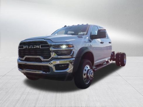 New 2026 RAM 5500 Tradesman w/ Chrome Appearance Group image 6