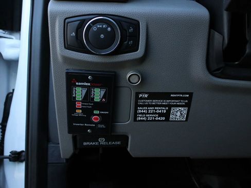 Used 2022 Ford F250 XL w/ Power Equipment Group image 18