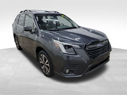 Used 2022 Subaru Forester Limited image 2