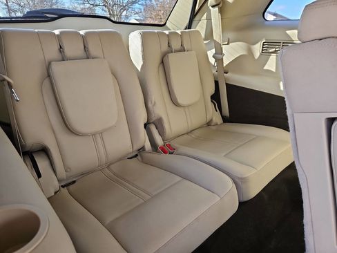 Used 2014 Lincoln MKT AWD w/ Equipment Group 201A image 15