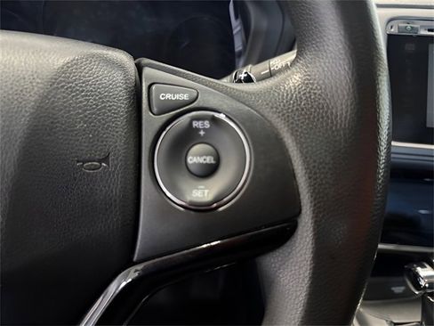 Used 2016 Honda HR-V EX image 27