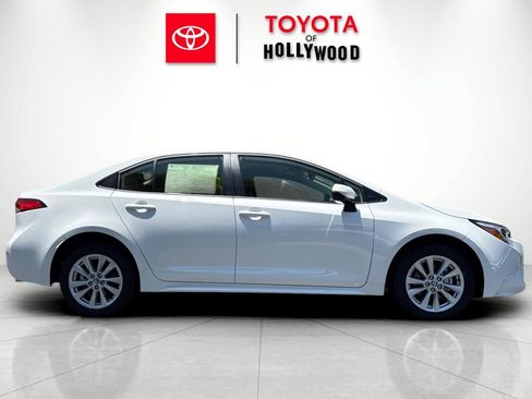 New 2026 Toyota Corolla LE FWD image 3