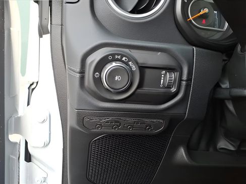 New 2026 Jeep Wrangler Sahara image 15