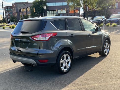 Used 2015 Ford Escape SE AWD/4WD image 7