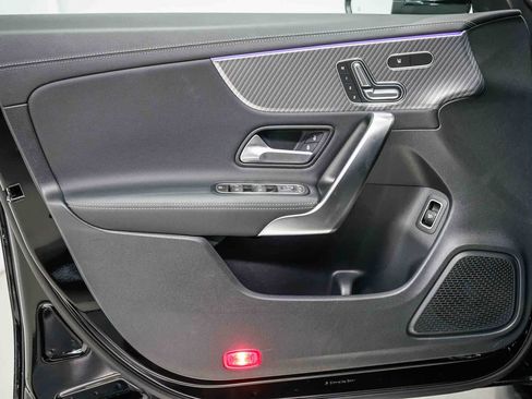 Used 2024 Mercedes-Benz CLA 250 image 19