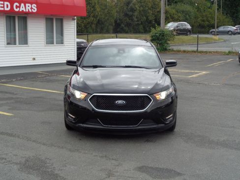 Used 2013 Ford Taurus SHO AWD/4WD image 13