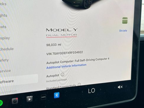 Used 2024 Tesla Model Y Performance AWD/4WD image 9