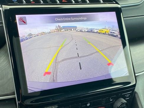 Used 2024 Jeep Grand Cherokee Limited 4xe image 12