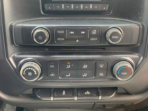 Used 2015 Chevrolet Silverado 1500 W/T RWD image 10
