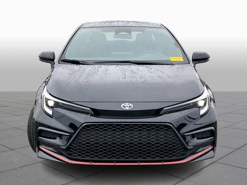 Used 2023 Toyota Corolla SE image 3