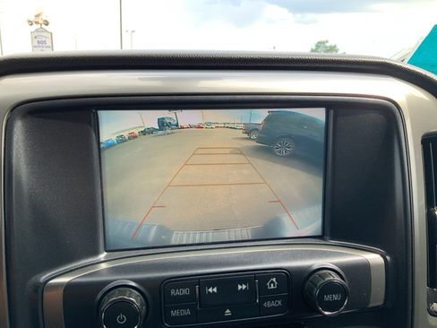Used 2018 Chevrolet Silverado 1500 LT w/ Trailering Package AWD/4WD image 15