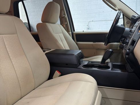Used 2016 Ford Expedition EL XL image 28