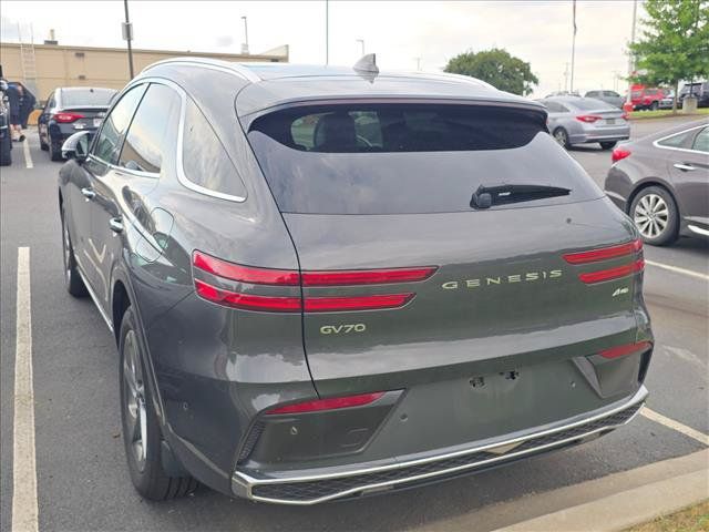 Used 2026 Genesis GV70 2.5T Advanced AWD/4WD image 10