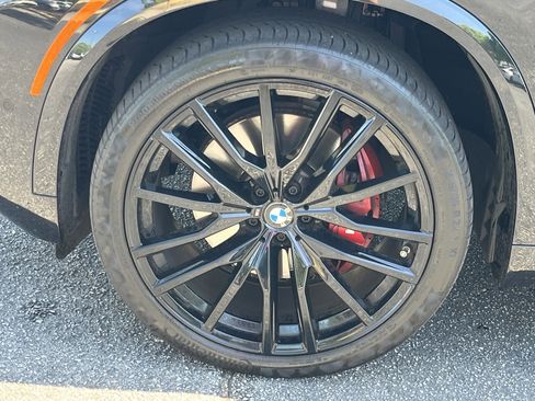 Used 2024 BMW X5 xDrive40i w/ M Sport Package image 35