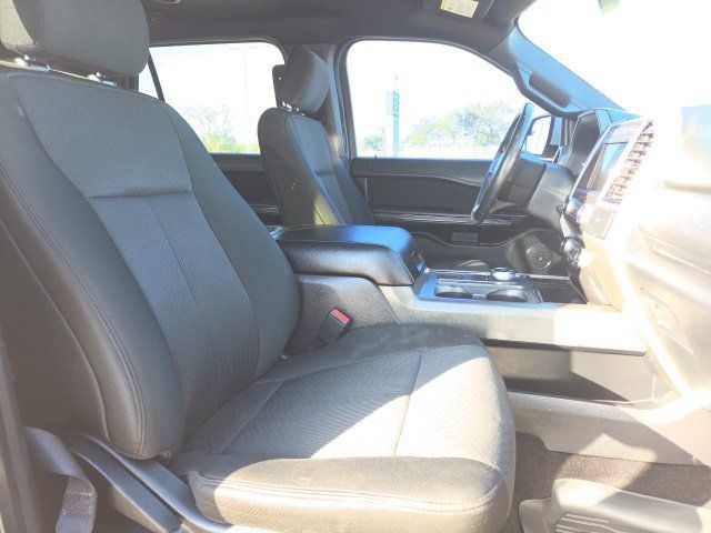 Used 2019 Ford Expedition XLT RWD image 16