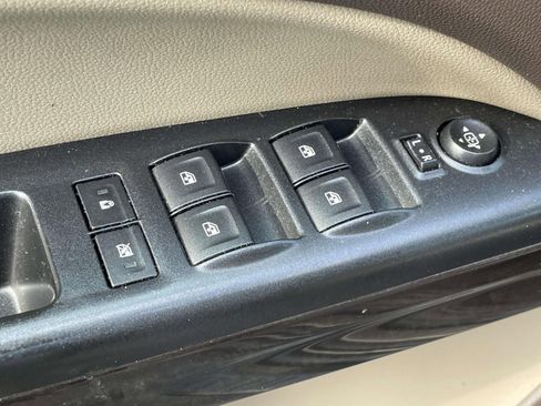 Used 2017 GMC Canyon SLE w/ SLE Convenience Package image 18