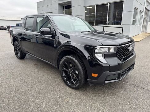 New 2025 Ford Maverick XLT w/ XLT Luxury Package image 2