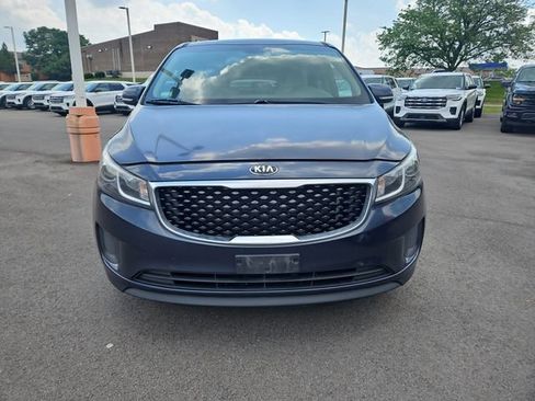 Used 2017 Kia Sedona LX FWD image 8