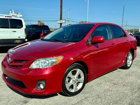 Used 2013 Toyota Corolla S FWD image 3