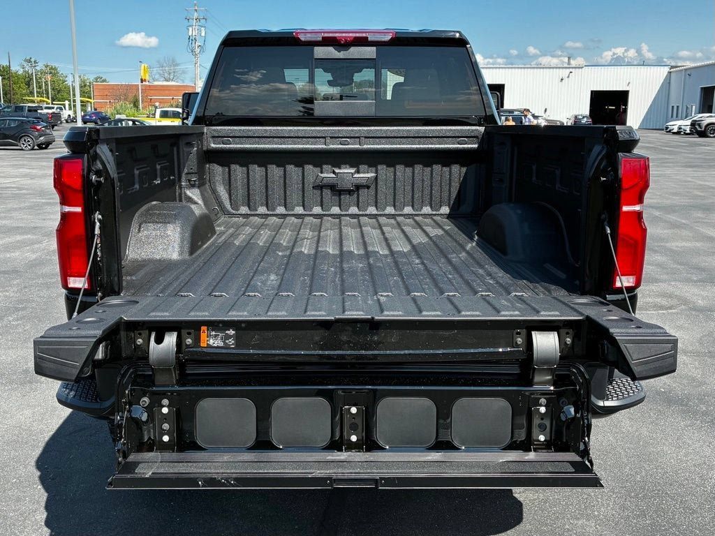 New 2026 Chevrolet Silverado 2500 ZR2 w/ Snow Plow Prep/Camper Package AWD/4WD image 44
