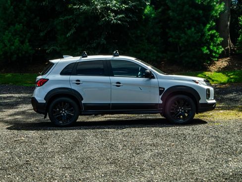 New 2025 Mitsubishi Outlander Sport AWD image 10