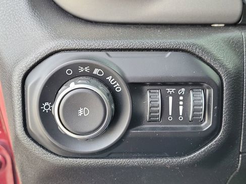 Certified 2021 Jeep Wrangler Unlimited Sport image 21