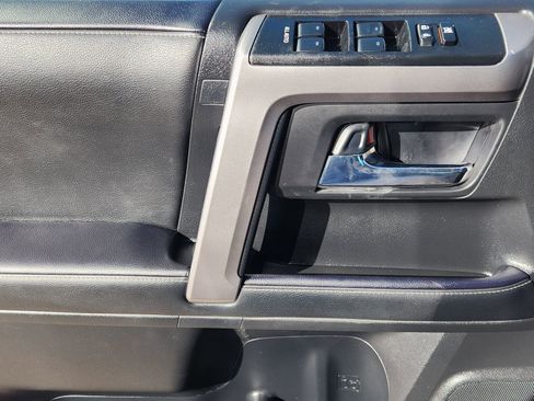 Used 2024 Toyota 4Runner SR5 image 27