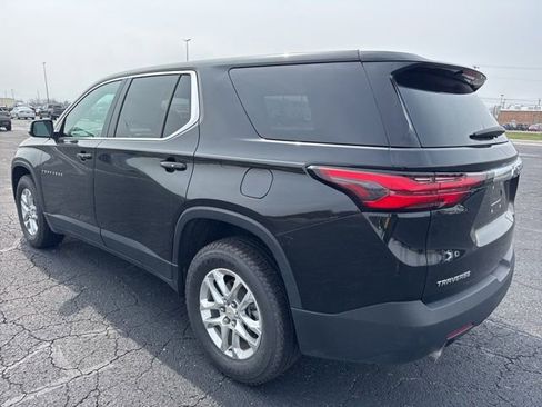 Used 2023 Chevrolet Traverse LS w/ Safety Package image 6