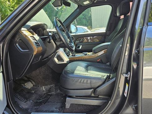 Used 2018 Land Rover Range Rover Supercharged image 41