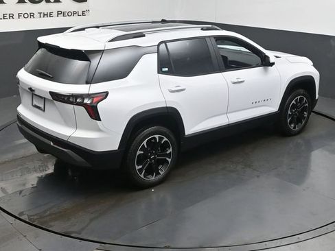 New 2026 Chevrolet Equinox LT w/ Convenience Package II image 18