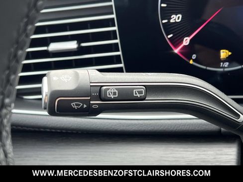 New 2025 Mercedes-Benz GLS 450 4MATIC image 33