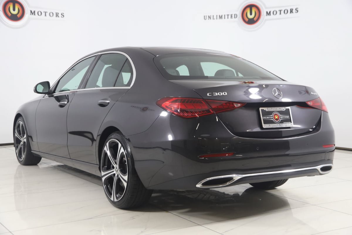 Used 2023 Mercedes-Benz C 300 4MATIC Sedan w/ Exclusive Trim Package image 4