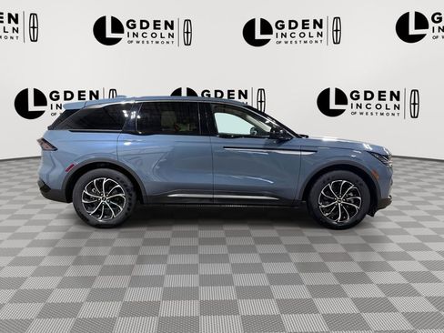 Certified 2025 Lincoln Nautilus Premier w/ Equipment Group 102A image 9