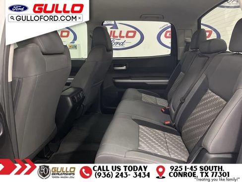 Used 2021 Toyota Tundra SR5 w/ SR5 Upgrade Package AWD/4WD image 15