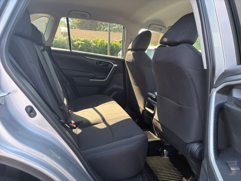 Used 2020 Toyota RAV4 LE w/ All Weather Liner Package AWD/4WD image 26