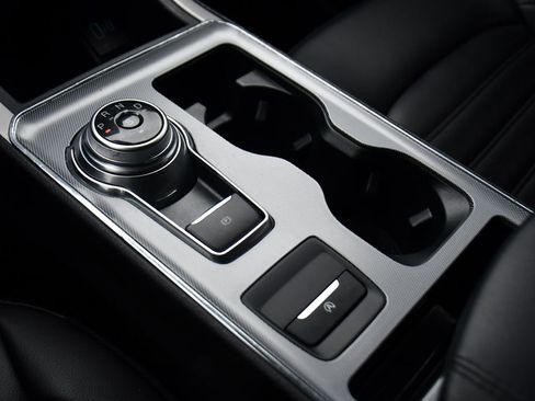 Used 2021 Ford Edge SEL w/ Convenience Package image 31