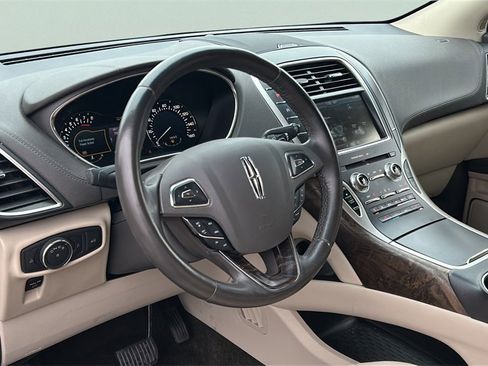 Used 2016 Lincoln MKX Select w/ Select Plus Package image 10