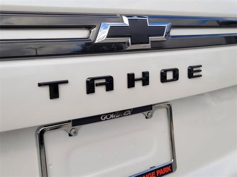 Used 2021 Chevrolet Tahoe RST w/ Luxury Package image 17