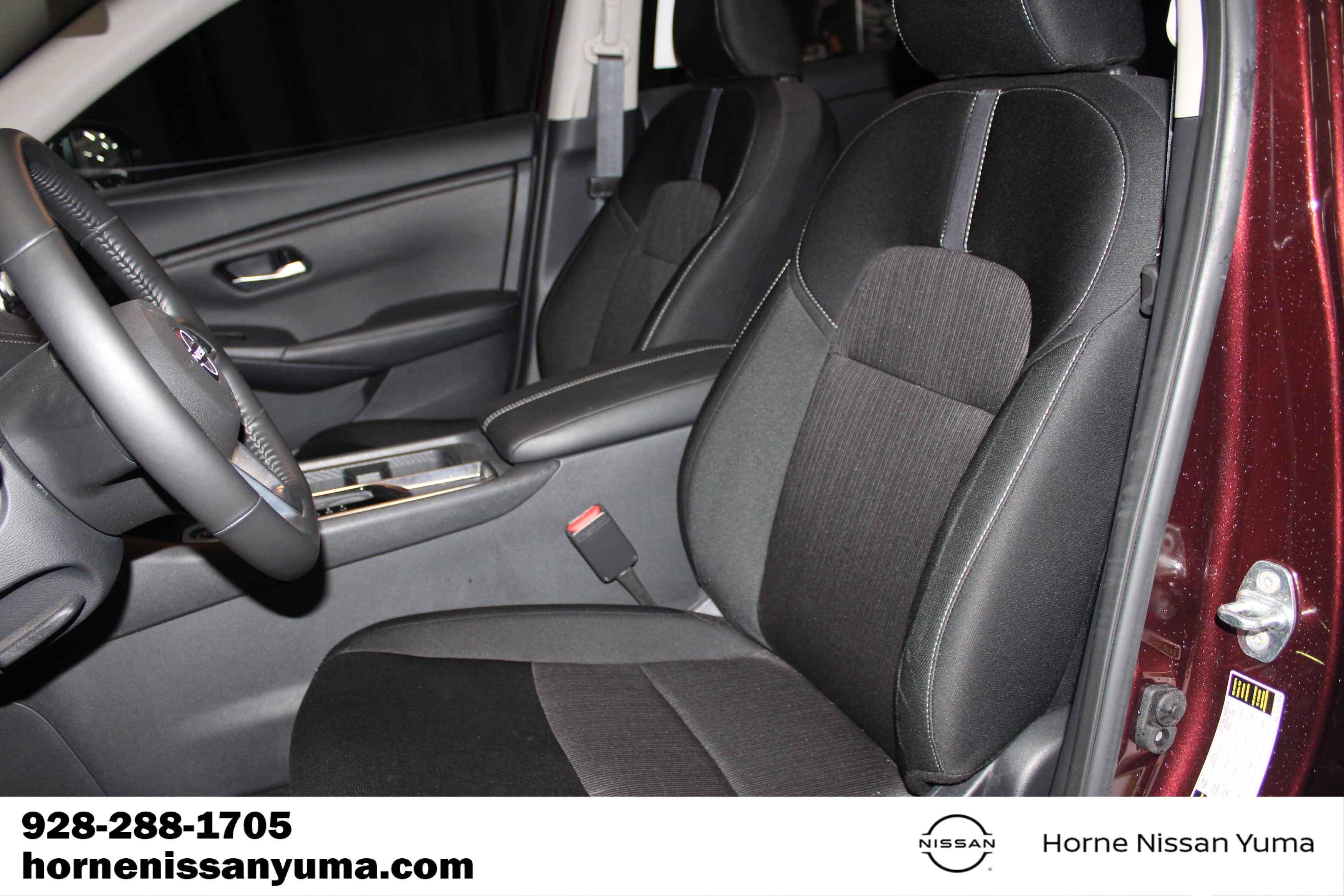 Certified 2025 Nissan Sentra SV w/ All-Weather Package FWD image 4