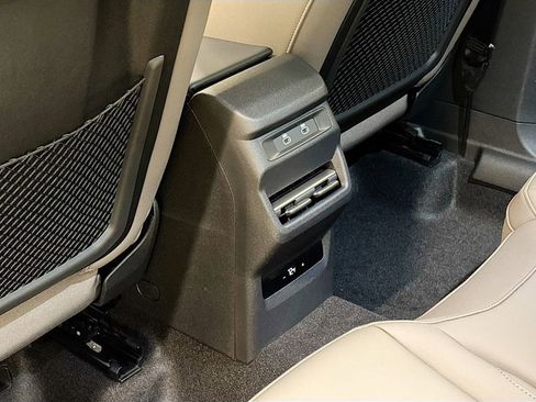 New 2026 Audi Q3 quattro 2.0T AWD/4WD image 17