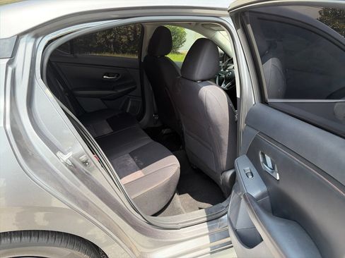 Used 2023 Nissan Sentra SR w/ Trunk Package FWD image 12