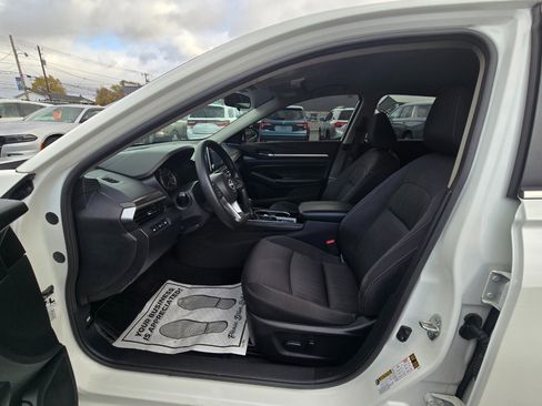 Used 2023 Nissan Altima 2.5 SV image 12